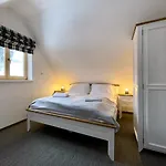 Roubenka Pod Lysou - * Malenowice